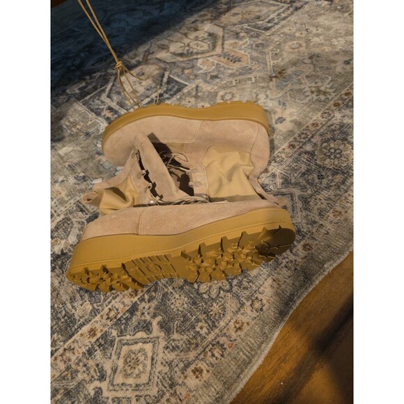 Wellco Intermediate Cold/Wet Military Boots Mens 12R Tan Suede 298-107 - Picture 1 of 4